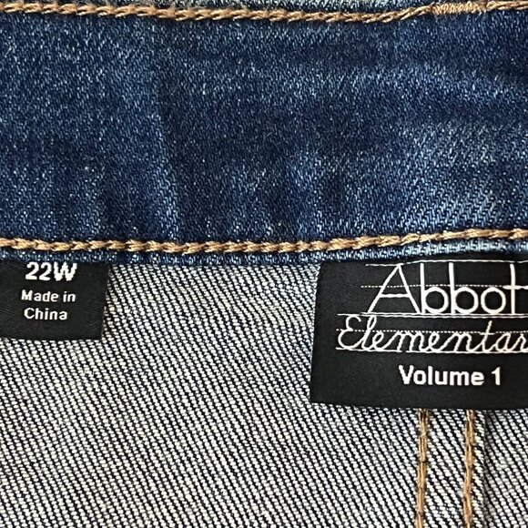 Abbott Elementary Women's Stretch Flare Leg Blue Denim Jeans Plus Size 22W - Picture 5 of 10